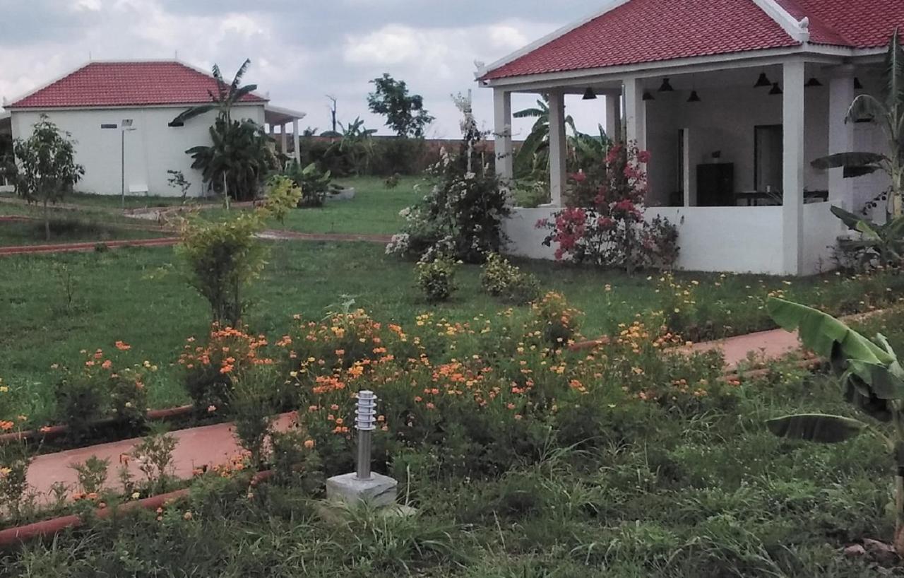 Koh Ker Hotel And Restaurant Phumi Moreal Экстерьер фото